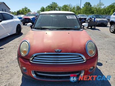 Piąte zdjęcie samochodu w środku: 2012 MINI COOPER VIN:WMWSU3C50CT260890 - miniatura