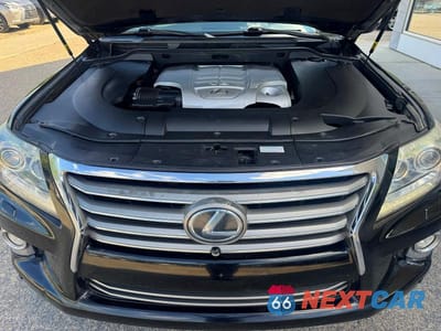 Zdjęcie 7 z 13 samochodu: 2015 LEXUS LX 570 VIN:JTJHY7AX9F4181761 - miniatura