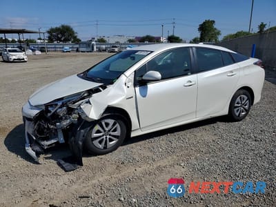2018 TOYOTA PRIUS TWO JTDKBRFU7J3599920 - główne zdjęcie licytacji z USA - miniatura