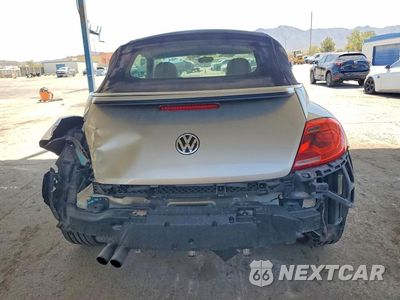 Zdjęcie 6 z 12 samochodu: 2015 VOLKSWAGEN BEETLE 1.8T VIN:3VW517AT4FM823568 - miniatura