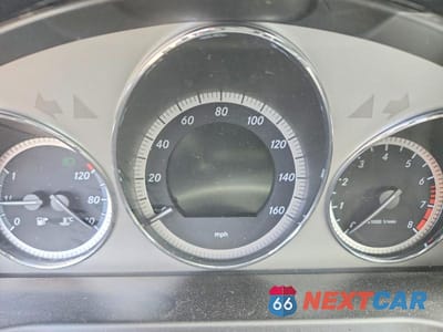 Zdjęcie 9 z 12 samochodu: 2009 MERCEDES-BENZ C 350 VIN:WDDGF56X79R043781 - miniatura