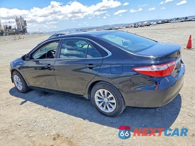 Drugie zdjęcie samochodu z przodu: 2015 TOYOTA CAMRY HYBRID LE VIN:4T1BD1FK1FU158615 - miniatura
