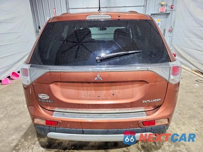Zdjęcie 6 z 13 samochodu: 2015 MITSUBISHI OUTLANDER SE VIN:JA4AZ3A35FZ000112 - miniatura