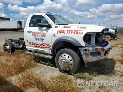 Czwarte zdjęcie samochodu z boku: 2019 RAM 5500 VIN:3C7WRMAL3KG648160 - miniatura