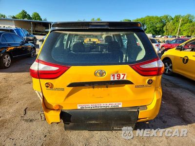 Zdjęcie 6 z 13 samochodu: 2016 TOYOTA SIENNA L 7-PASSENGER VIN:5TDZK3DC9GS756019 - miniatura
