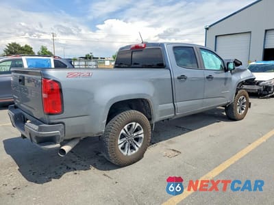 Trzecie zdjęcie samochodu z tyłu: 2022 CHEVROLET COLORADO Z71 VIN:1GCPTDE17N1180447 - miniatura
