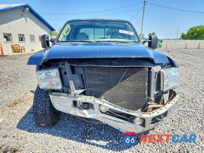 Piąte zdjęcie samochodu w środku: 2005 FORD F250 SUPER DUTY VIN:1FTSW21P75EA70166 - miniatura