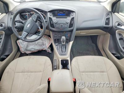 Zdjęcie 8 z 12 samochodu: 2017 FORD FOCUS SE VIN:1FADP3K27HL215856 - miniatura
