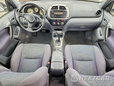 Zdjęcie 8 z 12 samochodu: 2001 TOYOTA RAV4 BASE VIN:JTEHH20V210097007 - miniatura