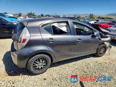 Trzecie zdjęcie samochodu z tyłu: 2012 TOYOTA PRIUS C THREE VIN:JTDKDTB37C1002722 - miniatura