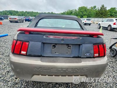 Zdjęcie 6 z 12 samochodu: 2002 FORD MUSTANG VIN:1FAFP44412F137187 - miniatura