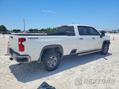 Trzecie zdjęcie samochodu z tyłu: 2023 CHEVROLET SILVERADO K2500 HEAVY DUTY VIN:1GC1YLE7XPF192667 - miniatura