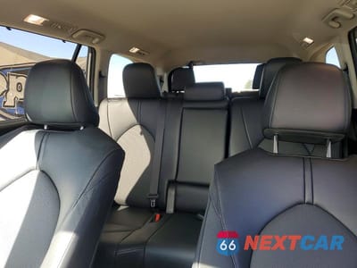 Zdjęcie 10 z 13 samochodu: 2026 TOYOTA GRAND HIGHLANDER XLE VIN:5TDAAAB51TS122044 - miniatura