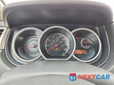 Zdjęcie 9 z 12 samochodu: 2010 NISS VERSA 1.8 S VIN:3N1BC1CP0AL439057 - miniatura