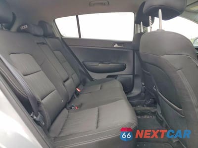 Zdjęcie 11 z 13 samochodu: 2017 KIA SPORTAGE LX VIN:KNDPMCAC8H7169201 - miniatura