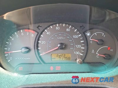 Zdjęcie 9 z 12 samochodu: 2003 HYUNDAI ACCENT GL VIN:KMHCG45C33U429984 - miniatura