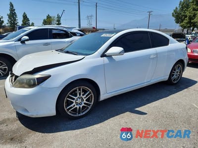 2005 SCION TC BASE JTKDE167250029593 - główne zdjęcie licytacji z USA - miniatura
