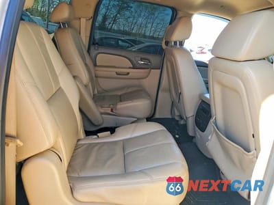 Zdjęcie 11 z 13 samochodu: 2009 GMC YUKON XL C1500 SLT VIN:1GKFC36099R127207 - miniatura