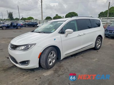 2019 CHRYSLER PACIFICA HYBRID TOURING L 2C4RC1L79KR508960 - główne zdjęcie licytacji z USA - miniatura