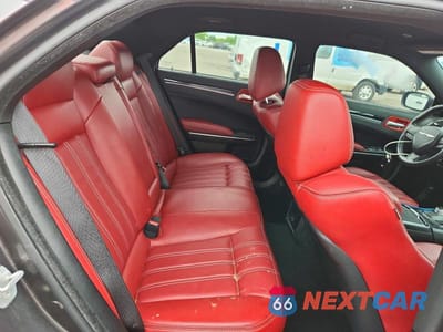 Zdjęcie 10 z 13 samochodu: 2021 CHRYSLER 300 S VIN:2C3CCABT3MH629971 - miniatura