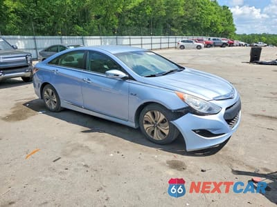 Czwarte zdjęcie samochodu z boku: 2013 HYUNDAI SONATA HYBRID VIN:KMHEC4A46DA075769 - miniatura