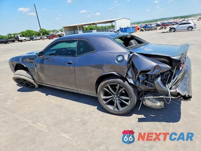Drugie zdjęcie samochodu z przodu: 2017 DODGE CHALLENGER SXT VIN:2C3CDZAG6HH651517 - miniatura