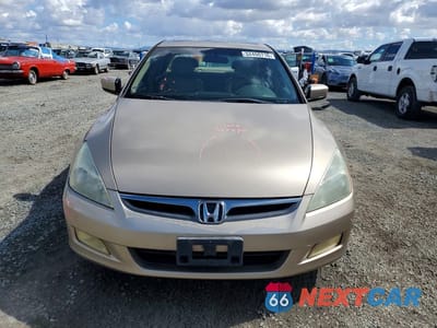 Piąte zdjęcie samochodu w środku: 2007 HONDA ACCORD EX VIN:1HGCM56857A179525 - miniatura