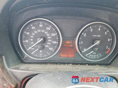 Zdjęcie 9 z 12 samochodu: 2008 BMW 328 XI VIN:WBAVC93548K040667 - miniatura