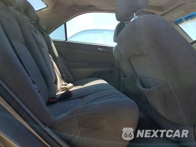 Zdjęcie 19 z 22 samochodu: 2005 TOYOTA CAMRY LE VIN:4T1BE32K75U386048 - miniatura