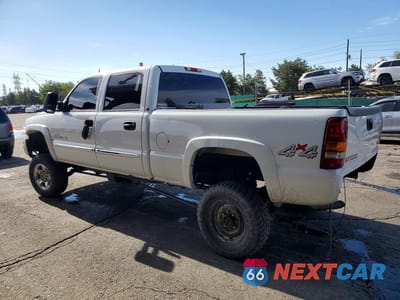 Drugie zdjęcie samochodu z przodu: 2004 GMC SIERRA K2500 HEAVY DUTY VIN:1GTHK23204F231392 - miniatura