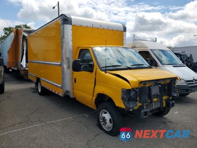 Czwarte zdjęcie samochodu z boku: 2024 FORD E350 BOX TRUCK VIN:1FDWE3FN9RDD08768 - miniatura