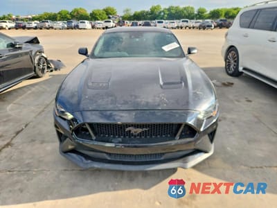 Piąte zdjęcie samochodu w środku: 2021 FORD MUSTANG GT VIN:1FA6P8CF3M5154009 - miniatura