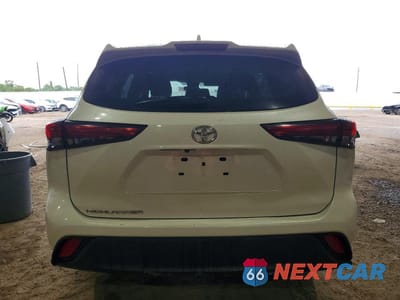 Zdjęcie 6 z 12 samochodu: 2021 TOYOTA HIGHLANDER L VIN:5TDCZRAH6MS058483 - miniatura