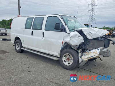 Czwarte zdjęcie samochodu z boku: 2024 GMC SAVANA G2500 VIN:1GTW7AFP7R1236586 - miniatura