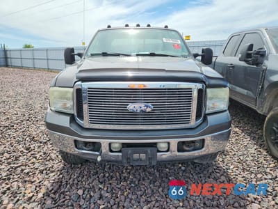 Piąte zdjęcie samochodu w środku: 2005 FORD F350 SRW SUPER DUTY VIN:1FTWW31P95EB49605 - miniatura
