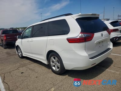Drugie zdjęcie samochodu z przodu: 2020 TOYOTA SIENNA LE VIN:5TDKZ3DC3LS023309 - miniatura