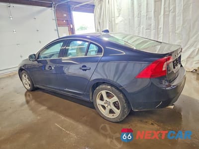 Drugie zdjęcie samochodu z przodu: 2013 VOLVO S60 T5 VIN:YV1612FH4D2217300 - miniatura