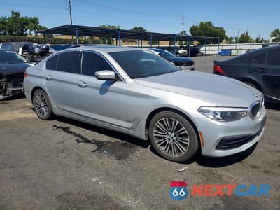 Czwarte zdjęcie samochodu z boku: 2019 BMW 530 I VIN:WBAJA5C55KBX86243 - miniatura