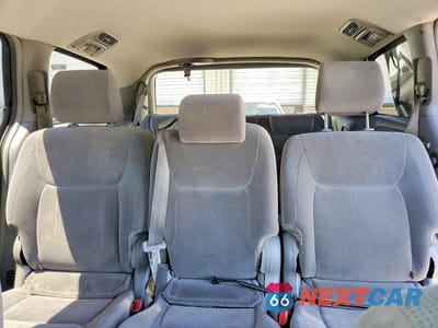 Zdjęcie 10 z 13 samochodu: 2004 TOYOTA SIENNA LE 8 PASSENGER VIN:5TDZA23C54S166622 - miniatura