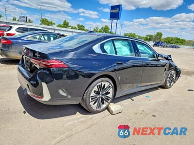 Trzecie zdjęcie samochodu z tyłu: 2025 BMW 540 XI VIN:WBA63FJ05SCT38348 - miniatura