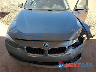 Zdjęcie 11 z 12 samochodu: 2016 BMW 320 I VIN:WBA8E1G59GNT34047 - miniatura