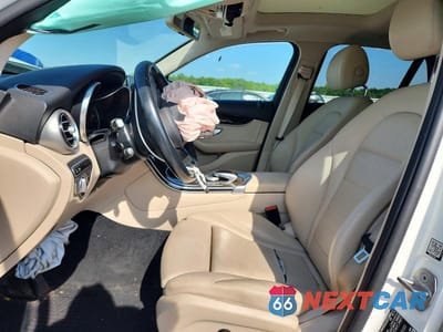 Zdjęcie 7 z 12 samochodu: 2017 MERCEDES-BENZ GLC 300 4MATIC VIN:WDC0G4KB5HF140274 - miniatura