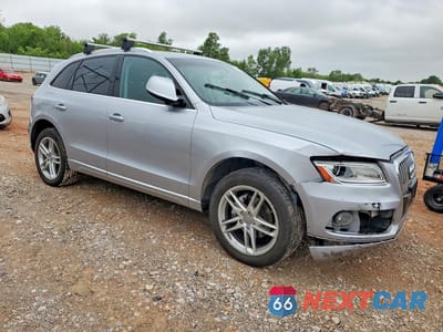 Czwarte zdjęcie samochodu z boku: 2016 AUDI Q5 PREMIUM PLUS VIN:WA1L2AFP1GA030172 - miniatura