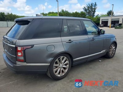 Trzecie zdjęcie samochodu z tyłu: 2017 LAND ROVER RANGE ROVER HSE VIN:SALGS2FV8HA325405 - miniatura