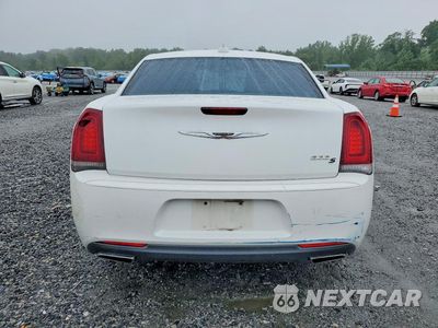 Zdjęcie 6 z 12 samochodu: 2016 CHRYSLER 300 S VIN:2C3CCABG5GH135067 - miniatura