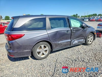 Trzecie zdjęcie samochodu z tyłu: 2019 HONDA ODYSSEY EX VIN:5FNRL6H5XKB086438 - miniatura