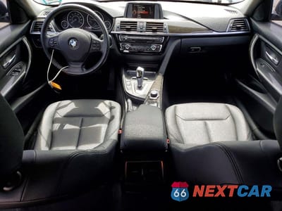 Zdjęcie 8 z 12 samochodu: 2016 BMW 320 XI VIN:WBA8E5G51GNT94055 - miniatura