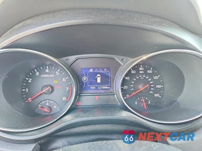 Zdjęcie 9 z 13 samochodu: 2017 KIA SEDONA LX VIN:KNDMB5C17H6246758 - miniatura