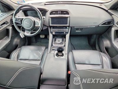 Zdjęcie 8 z 13 samochodu: 2017 JAGUAR F-PACE S VIN:SADCM2BV5HA496252 - miniatura