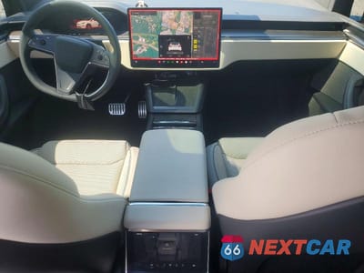 Zdjęcie 8 z 13 samochodu: 2022 TESLA MODEL X VIN:7SAXCBE65NF343588 - miniatura